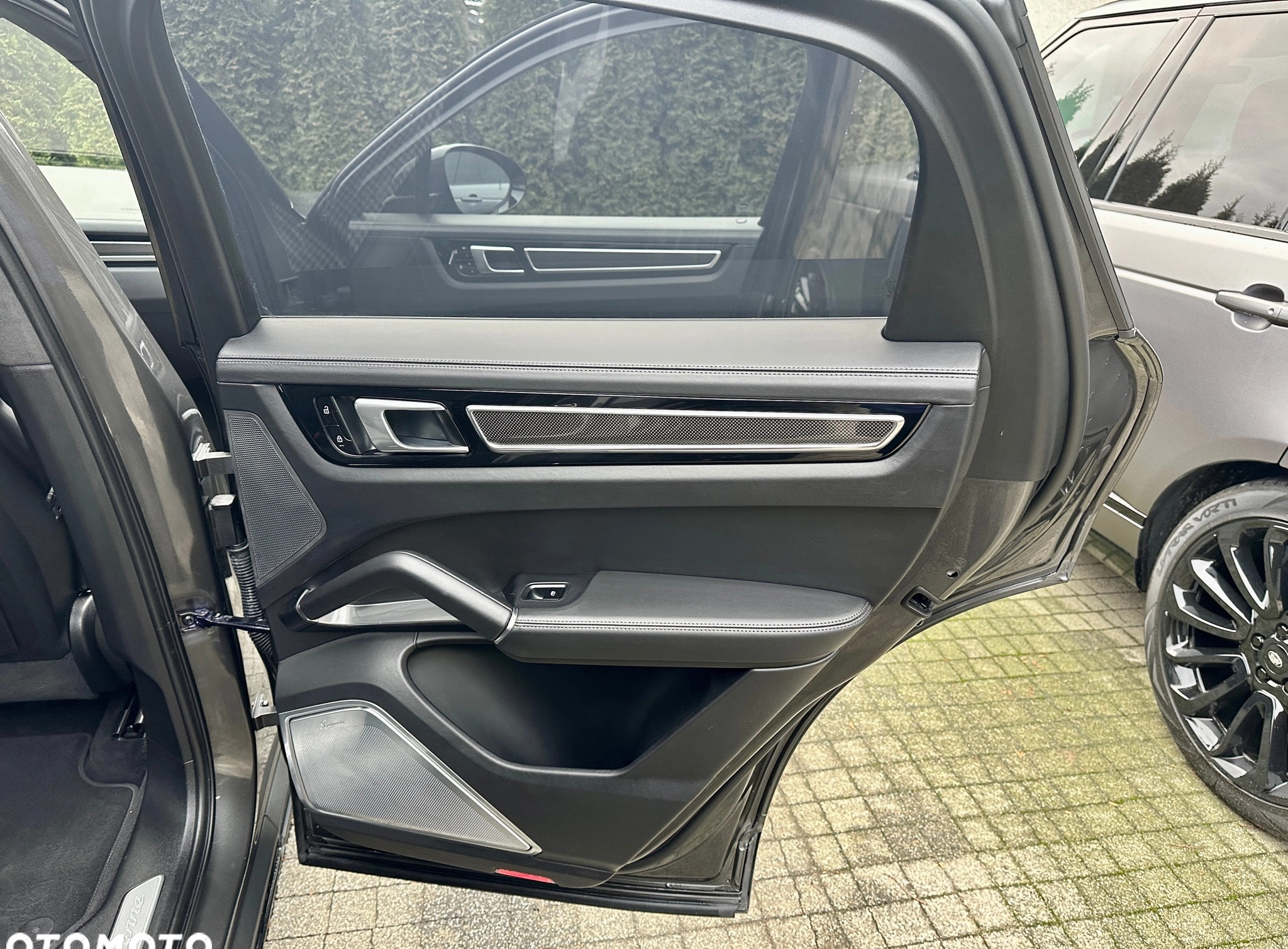 Porsche Cayenne cena 749000 przebieg: 34500, rok produkcji 2021 z Lubawa małe 781